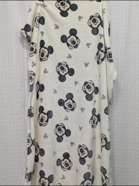 Disney Mickey Mouse Cream Baby Blanket Disney Baby Super Soft Clean